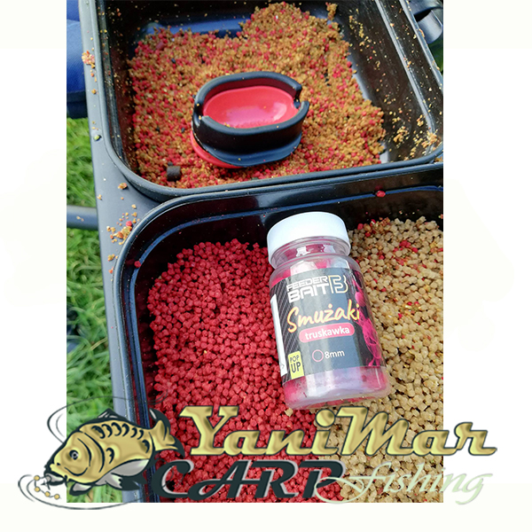 Дъмбели Feeder Bait Smużaki Strawberry 8/10 mm
