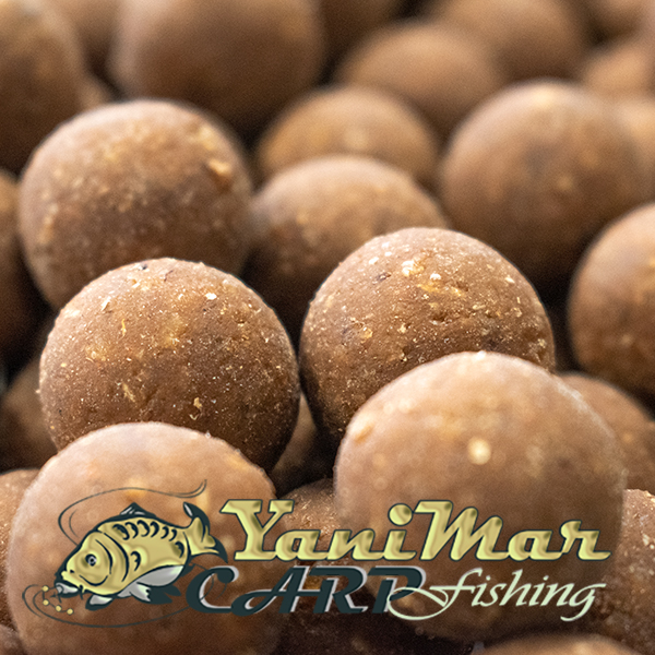 Протеинови топчета Carp 22 Premium Boilies Chilli Special 1 кг.