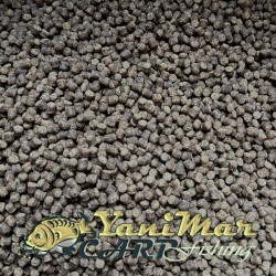 Пелети Massive Baits Carpe Silure 4mm