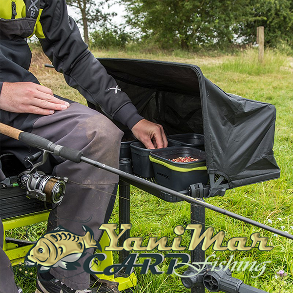 Покривало за маса Matrix Side Tray Storm Cover - Large